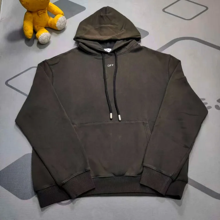 The top proven version OFF back religious WHITE hooded sweatshirt OW jacket hoodie oversize same style for male and female couples stars. As a street fashion art in the luxury ranks, off white has always attracted many fans with its classic logo and trendy creativity. Not only is it an understanding of fashion, off white also intuitively reflects ♻️ environmental awareness in many works, and treats the world gently.  The kangaroo pocket adopts a special machine crimping process with externally shaped wiring. The brim of the hat is designed with threads, which is the first thing to look at when appraising.   The fabric is made of 480g terry cotton fabric with full drape.  Color: Black Size: XS-L P:430